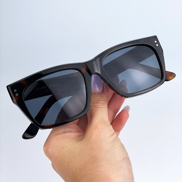 🔥CELINE CL40082F 52V Sunglasses Shiny Dark Havana Blue Square Unisex - Picture 6 of 13